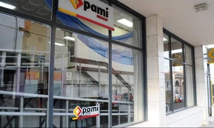 Las farmacias están al borde de cortar los servicios de PAMI por falta de pagos