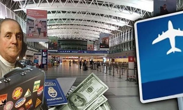 Agencias de viajes de todo el país reclamarán por el impuesto del 30 % al dólar que recargan a los pasajeros