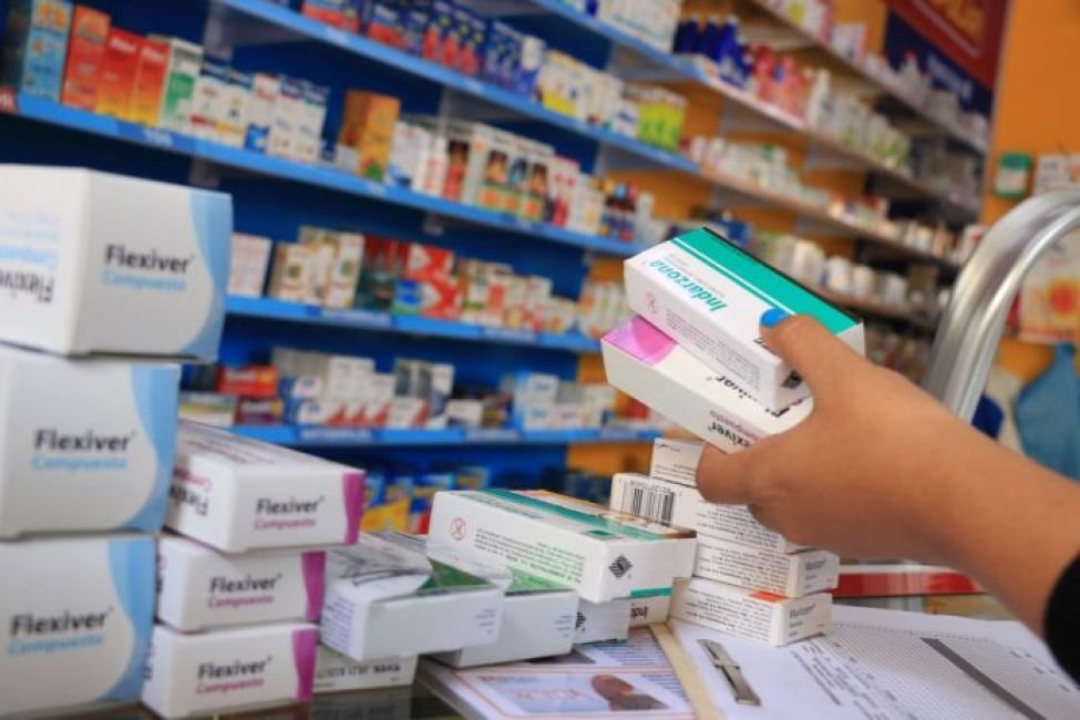 Pese a la deuda del PAMI con las farmacias, las prestaciones todavía siguen 
