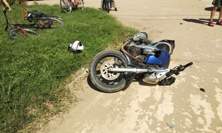 Un motociclista herido en una grave colisión en Mackenna