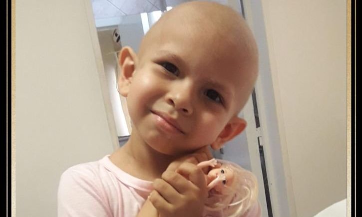 Olivia le ganó la batalla al cáncer y volvió a su casa 