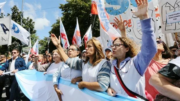 Los docentes de Rio Cuarto rechazaron masivamente la propuesta salarial de la provincia