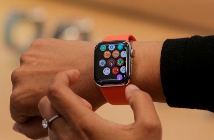 El próximo Apple Watch permitiría detectar el nivel de oxígeno en sangre