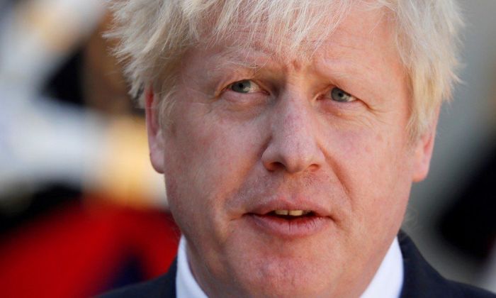 Por el cuadro de coronavirus, Boris Johnson fue internado en terapia intensiva