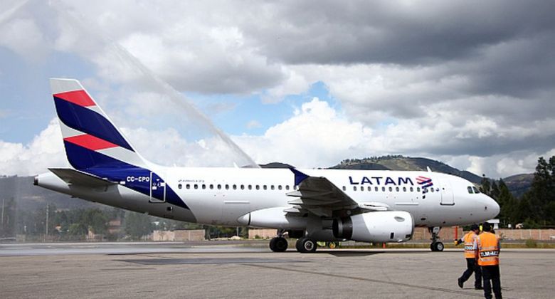 163 argentinos varados en Costa Rica volvieron al país en un vuelo de Latam