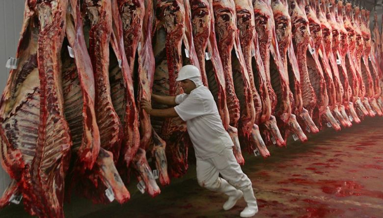 "Es absolutamente irracional el pedido de pagos extraordinarios por parte de los trabajadores de la carne"