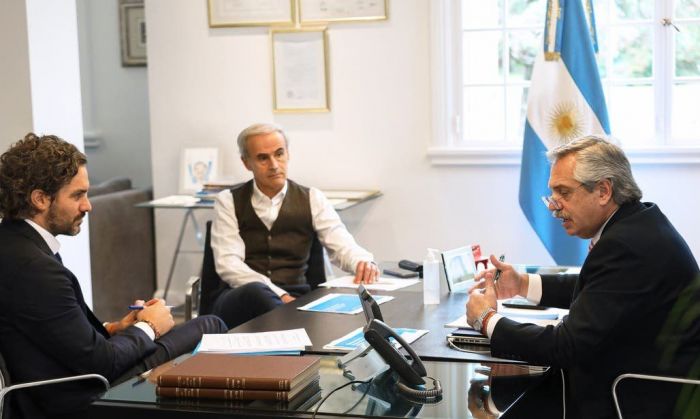 Alberto Fernández habló con el chileno Sebastián Piñera por los últimos cruces
