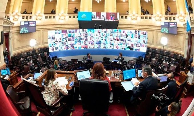 El Senado aprobó durante una sesión virtual los 20 DNU del presidente Alberto Fernández