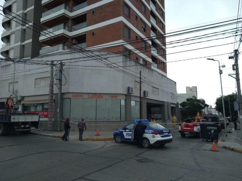 Una joven de 23 años falleció en el macro centro de la ciudad y su edificio entra en cuarentena