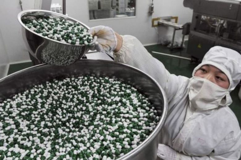 Cuánto depende el mundo de los medicamentos que produce China y qué riesgos implica en la pandemia