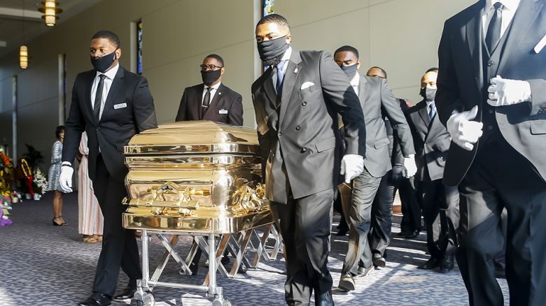 Todo listo para el entierro de George Floyd, símbolo de los estragos del racismo