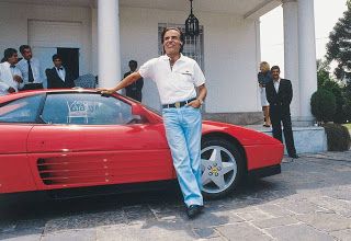 Carlos Menem, la Ferrari y la ley de ética en la función pública