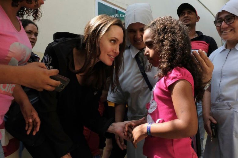 Angelina Jolie: "No debimos entrar a esta crisis tan vulnerables"