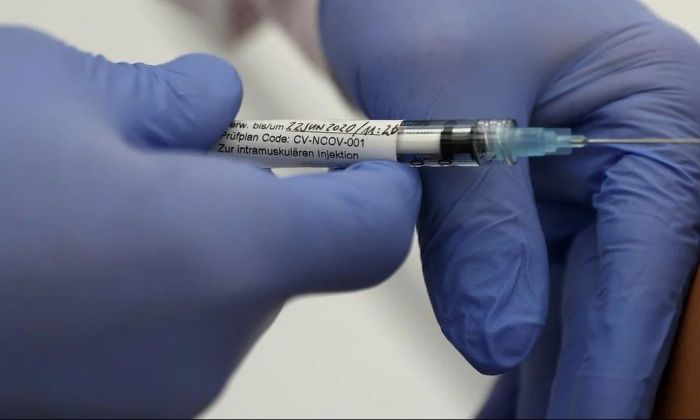 Quiénes serán los primeros en recibir la vacuna del Covid-19 en la Argentina