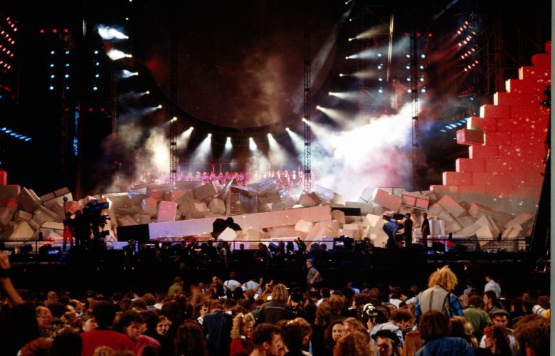A 30 años de The Wall en Berlín: Roger Waters recargado, peleas de egos, el ejército soviético y un show histórico