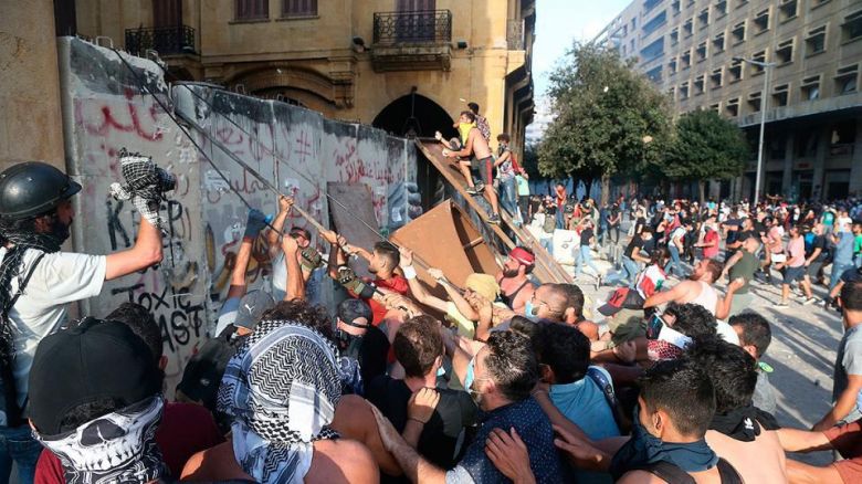 Líbano: recrudece la crisis en el Gobierno tras las explosiones
