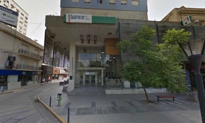Por dos casos de Covid-19 en empleados, la sucursal centro del Banco Córdoba no abrirá sus puertas lo que resta de la semana