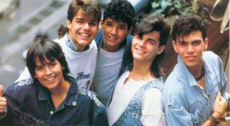 Una nueva serie contará los secretos de Menudo, la primera banda de Ricky Martin