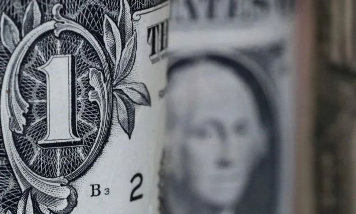 Cepo al dólar: quiénes quedaron inhabilitados para comprar con las nuevas restricciones