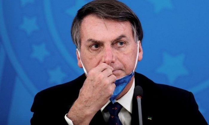 Bolsonaro dijo que hacer distanciamiento por el Covid-19 es cosa de "débiles"