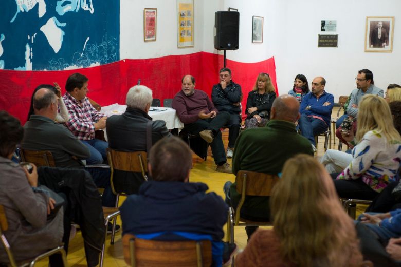Un sector del radicalismo convoca a superar las diferencias en Córdoba y el país