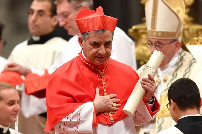El Papa acepta la dimisión de un cardenal y le retira sus derechos como purpurado por un supuesto caso de corrupción