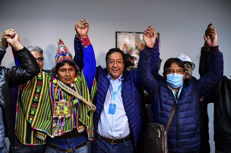 Jeanine Áñez felicitó a Luis Arce: “Les pido gobernar pensando en Bolivia y en la democracia”