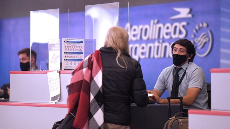 Aerolíneas Argentinas reinició sus vuelos de cabotaje