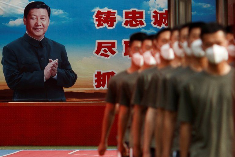 Control tecnológico y ejército de odiadores: el oscuro giro del nacionalismo en la China de Xi Jinping