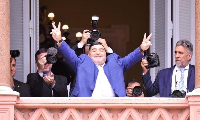 Decretan tres días de duelo por la muerte de Maradona