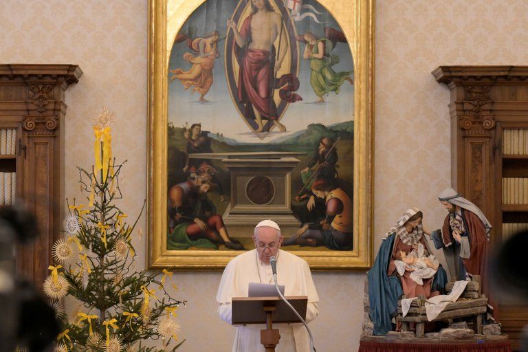 Reapareció el papa Francisco para rezar el primer Ángelus del año: “Les deseo un feliz y sereno 2021″