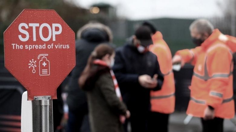 Londres cerrará las escuelas primarias para contener la expansión del coronavirus