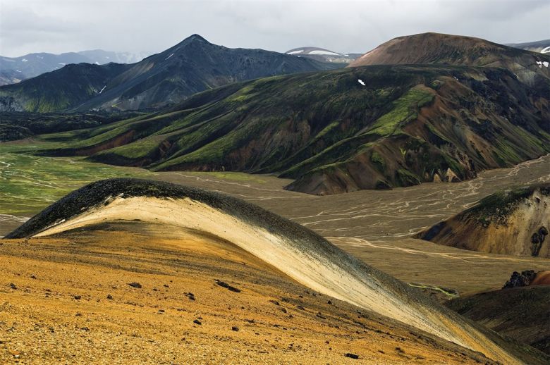 Los montes Ljósártungur, Islandia