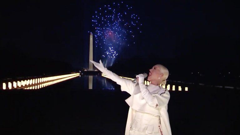 La impresionante actuación de Katy Perry en el ‘Celebrating América’