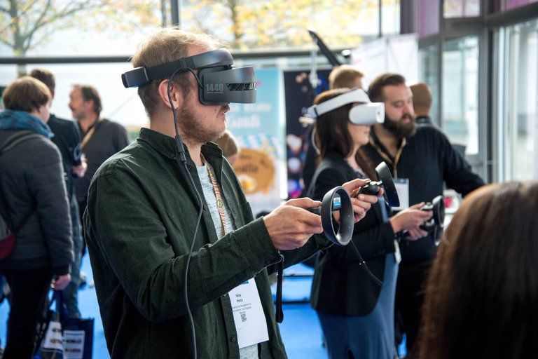 Apple prepara un casco de realidad virtual para el año próximo