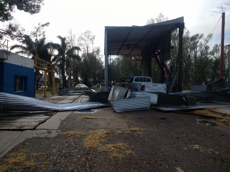 La Provincia asistirá a los afectados por la tormenta en Laborde, Embalse y Escalante