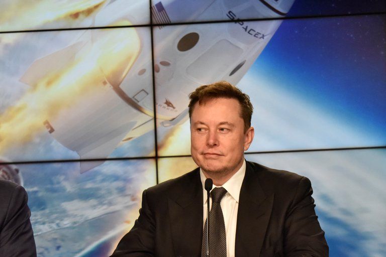 Millones y la idea de vivir en el espacio: Elon Musk volvió a ser la persona más rica del mundo, desplazando a Jeff Bezos