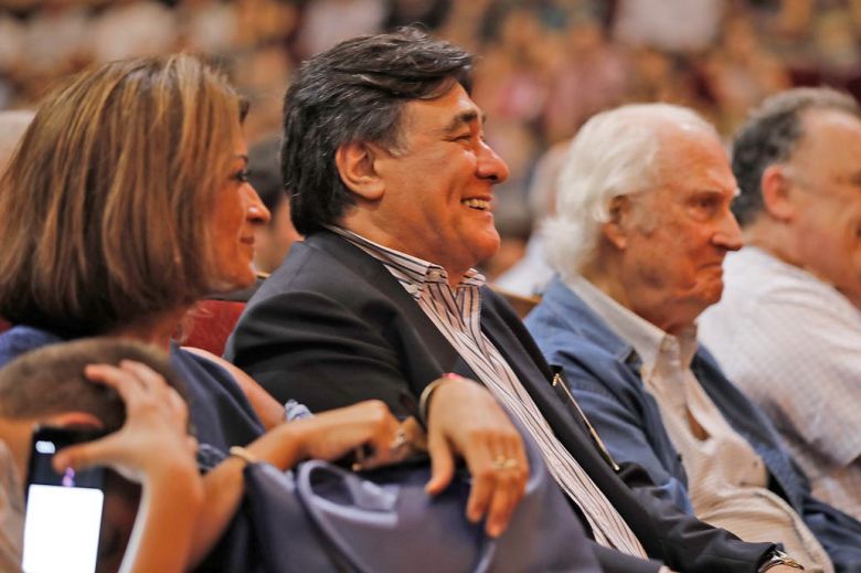Juan Pablo Biondi y Carlos Zannini, parte de los privilegiados de las vacunaciones VIP
