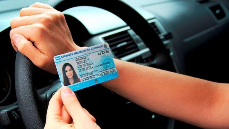 Para obtener la licencia de conducir habrá que completar un curso de género