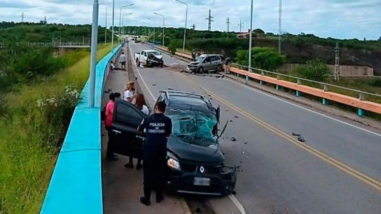 Triple choque en el puente Piedras Moras: cuatro lesionados