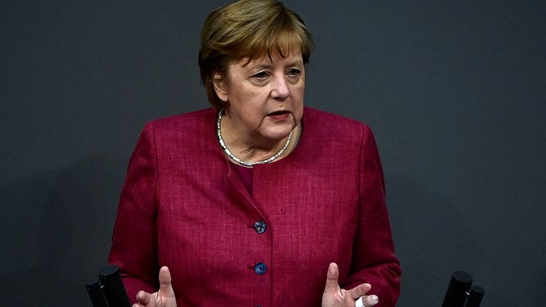 Merkel defendió las restricciones más duras y que las medidas se tomen a nivel federal
