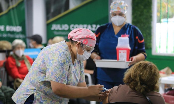 Inicia la entrega de dosis Sinopharm: Córdoba recibirá 32.000 vacunas