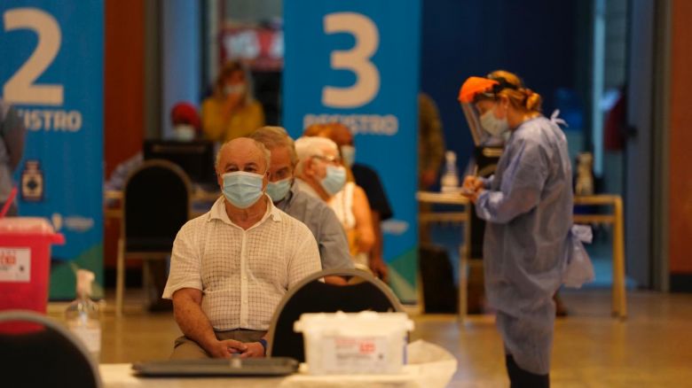 Durante el miércoles se vacunaron 3.728 personas contra el Covid-19 en la provincia de Córdoba
