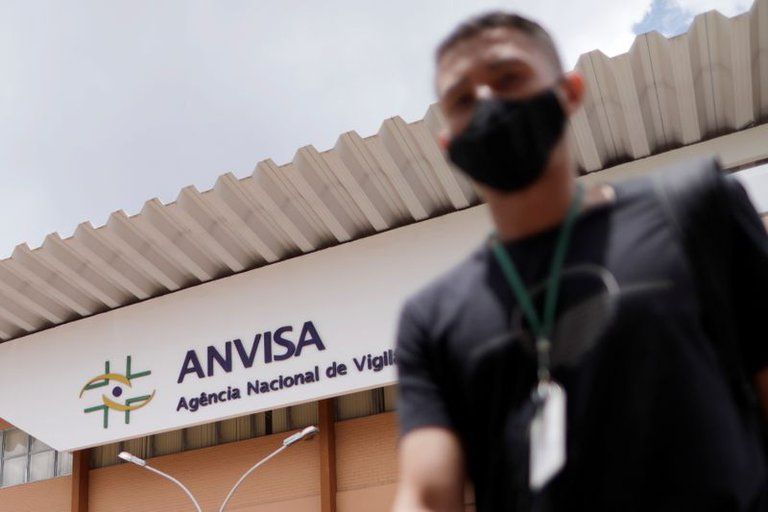 Escándalo diplomático: Sputnik V iniciará una demanda contra el regulador brasileño que no autorizó la vacuna contra el coronavirus