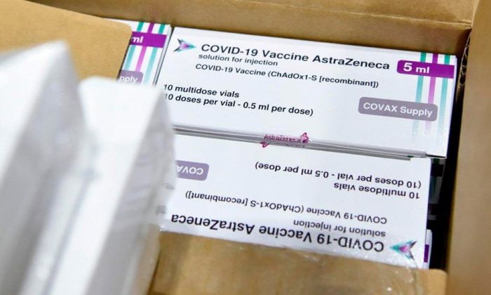 AstraZeneca admitió el "retraso" en la entrega de vacunas y prometió "cumplir en el primer semestre"