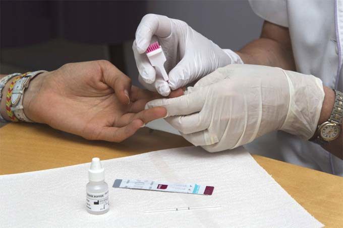 Córdoba participa de un estudio para implementar el autotest de VIH en el país