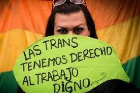 En el día internacional de la homofobia y transfobia, mujeres trans reclamaron por sus derechos en plaza Roca