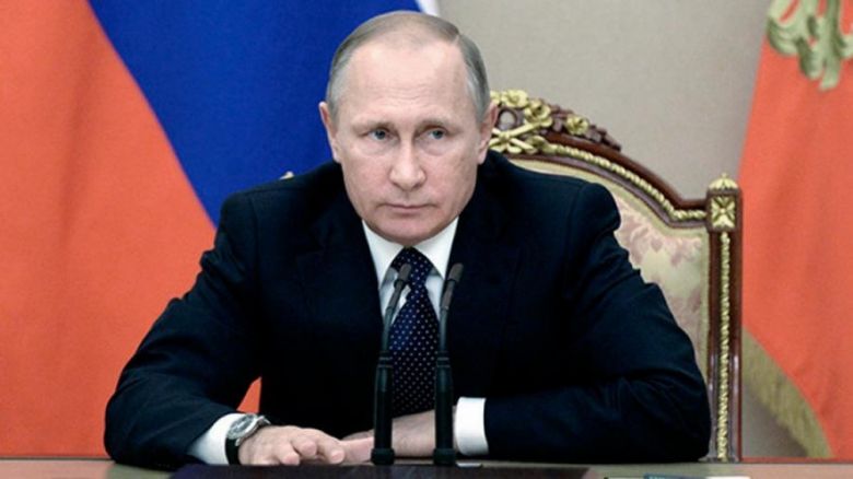 Putin anunció envíos regulares a la Argentina de vacunas Sputnik V