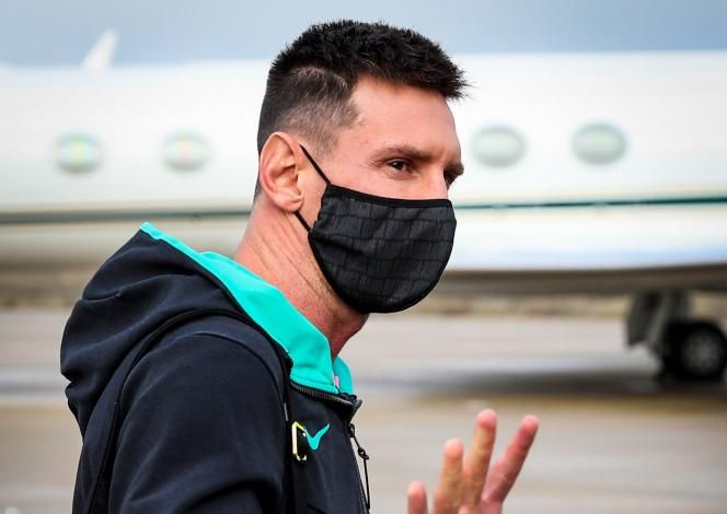 Más de 30 respiradores donados por Lionel Messi llevan 10 meses abandonados en el depósito del aeropuerto