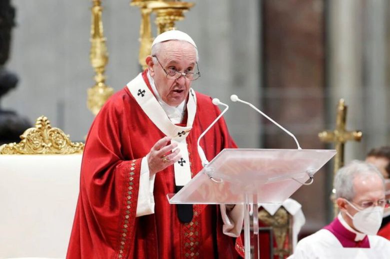 El papa Francisco dijo que la propiedad privada es un “derecho secundario” y criticó a los sindicatos que se convierten en “pseudopatrones”